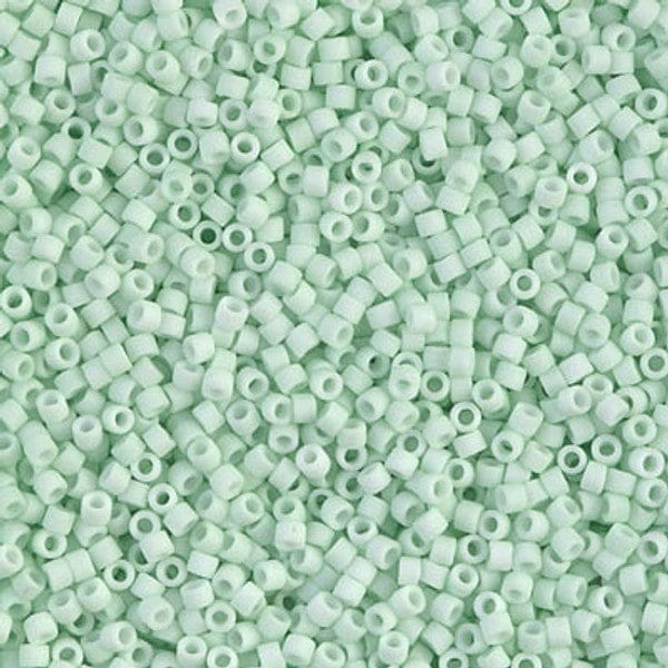 creabead miyuki beads Miyuki Delica Perler, DB 1516, opaque matte light mint 11/0